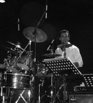 Pablo oficios y profesiones en &Ntilde;u&ntilde;oa |  Clases Particulares de Bater&iacute;a - Arriendo de Bater&iacute;a y accesorios., t&eacute;cnica - disociaci&oacute;n - lenguaje