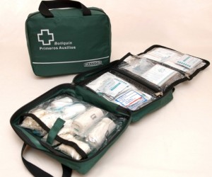 francisco oficios y profesiones en Recoleta |  FABRICANTES DE BOTIQUINES DE EMERGENCIAS MEDICAS Y PRIMEROS AUXILIOS, BOTIQUIN fabrica con amplia gama de modelos para emergencias medicas 