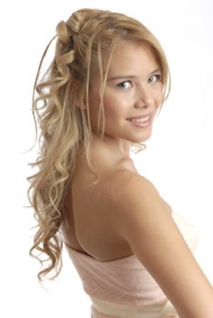 WILMA FUENTES oficios y profesiones en Santiago |  PEINADOS Y MAQUILLAJE MAC, NOVIAS, GRADUACIONES, MADRINAS A DOMICILIO, ONDULADO Y TINTE PESTA&Ntilde;AS 2X1 $ 16.000, ARREGLOS FLORALES, RAMOS NOVIA