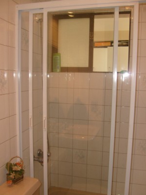 Osvaldo Perez Pezzopane oficios y profesiones en La Florida |  VIDRIERIA ITALIANA VETRO-ALLUM, VIDRIOS Y ALUMINIOS