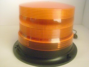 FRANCISCO CABRERA oficios y profesiones en Recoleta |  BALIZAS ESTROBOSCOPICAS GRANDES 14X15CMS COLORES AMBAR Y ROJAS 12 Y 24 VOLT, BALIZAS ROTATIVAS COLORES AMBAR-ROJAS Y AZULES 12 VOLT $ 8.500 MAS IVA.