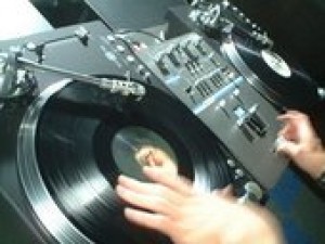 Dj Ary oficios y profesiones en Rancagua |  DJ,AMPLIFICACION,MUSICA-ANIMACION DE FIESTAS,MATRIMONIOS - EVENTOS, EN RANCAGUA Y SEXTA REGION