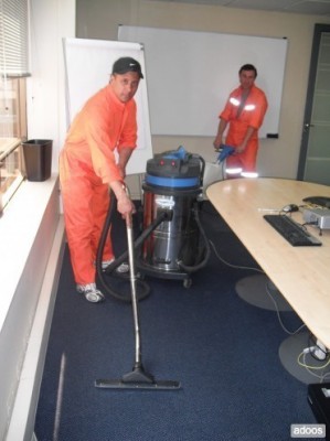 limsanpa oficios y profesiones en Santiago |  lavado de alfombras,tapices,pisos,vidrios.02-6330829 www.limsanpa.com, aseo indistrial y domestico