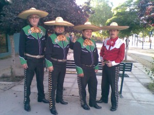 johnny luis oficios y profesiones en Santiago |  sal y tequila mariachis serenatas mariachis, MARIACHIS CHARROS SERENATAS EXPRESS