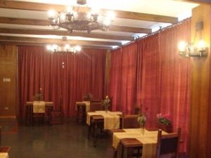 roberto escobar oficios y profesiones en Concepci&oacute;n |  beraca cortinajes concepcion, confeccion de alta costura