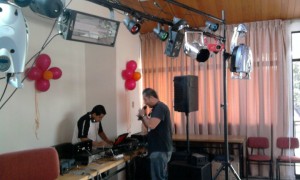 rzproducciones oficios y profesiones en Santiago |  animador y dj para despedidas de soltera, amplificacion,luces, karaoke