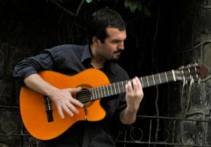 Andr&eacute;s Araya oficios y profesiones en Providencia |  Guitarrista se ofrece para acompa&ntilde;ar musicalmente almuerzos y eventos., Guitarrista, repertorio clasico, popular, jazz, folcklorico, rumbas.  