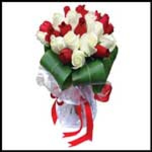 Mauricio Rojas oficios y profesiones en Santiago |  ARREGLOS FLORES NATURALES , RAMOS DE NOVIA, DECORACION MATRIMONIOS, MAURICIO ROJAS - WILMA FUENTES PEINADOS Y MAQUILLAJES A DOMICILIO