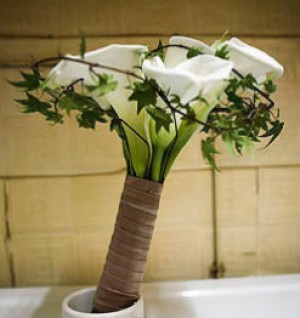 Mauricio Rojas oficios y profesiones en Santiago |  ARREGLOS FLORES NATURALES , RAMOS DE NOVIA, DECORACION MATRIMONIOS, MAURICIO ROJAS - WILMA FUENTES PEINADOS Y MAQUILLAJES A DOMICILIO