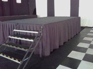 William Abarzua oficios y profesiones en Santiago |  Arriendo escenarios - arriendo tarimas - arriendo pasarelas, Arriendo tarimas - arriendo pasarelas - arriendo escenarios