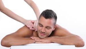 Carolina oficios y profesiones en Santiago |  Masajistas profesionales en pleno centro reserva tu hora, Masajes relajación anti estres 