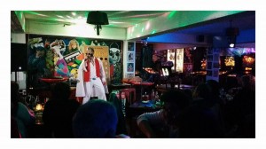 rzproducciones oficios y profesiones en Santiago |  Doble de elvis, animador,dj, karaoke, bandas en vivo,karaoke, Amplificacion,luces, proyectores karaoke