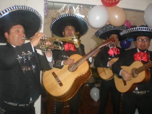 johnny luis ramirez oficios y profesiones en Santiago |  mariachi sal y tequila, serenatas mariachis 