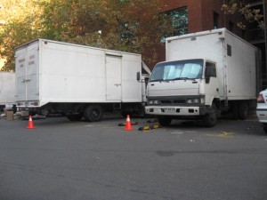 GUILLERMO HUIDOBRO oficios y profesiones en Santiago |  CAMION PARA MUDANZAS - SANTIAGO - QUINTA REGION - CENTRO- NORTE Y SUR DE CH, VEHICULO DE 24 MTS. CUBICOS, CERRADO, 3.5 TON. SERV. DE CARGA Y DESCARGA